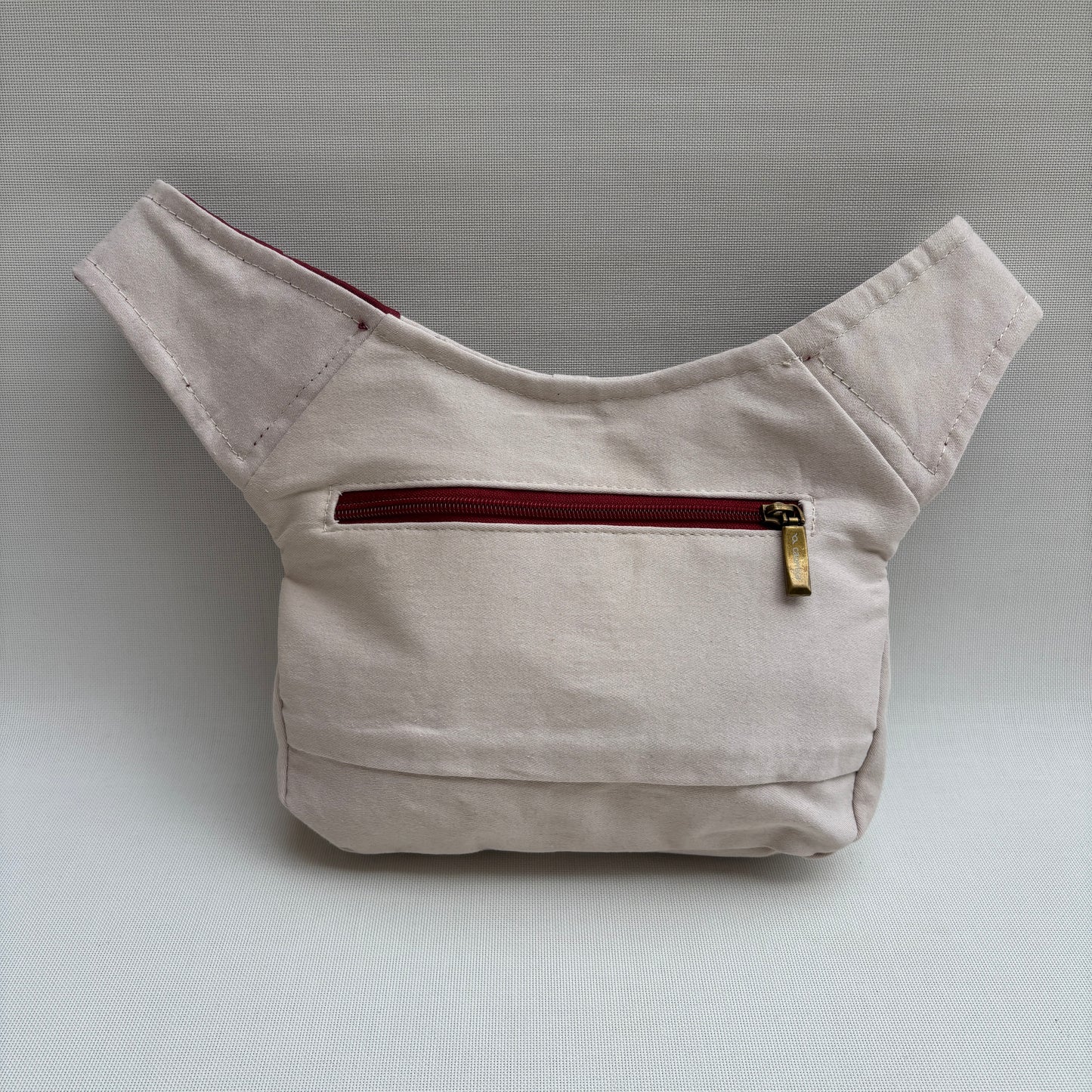 Riñonera ♻️ Jeans Recycled ♻️ + Bolsillo trasero con cremallera · Pieza Única Núm. 18048