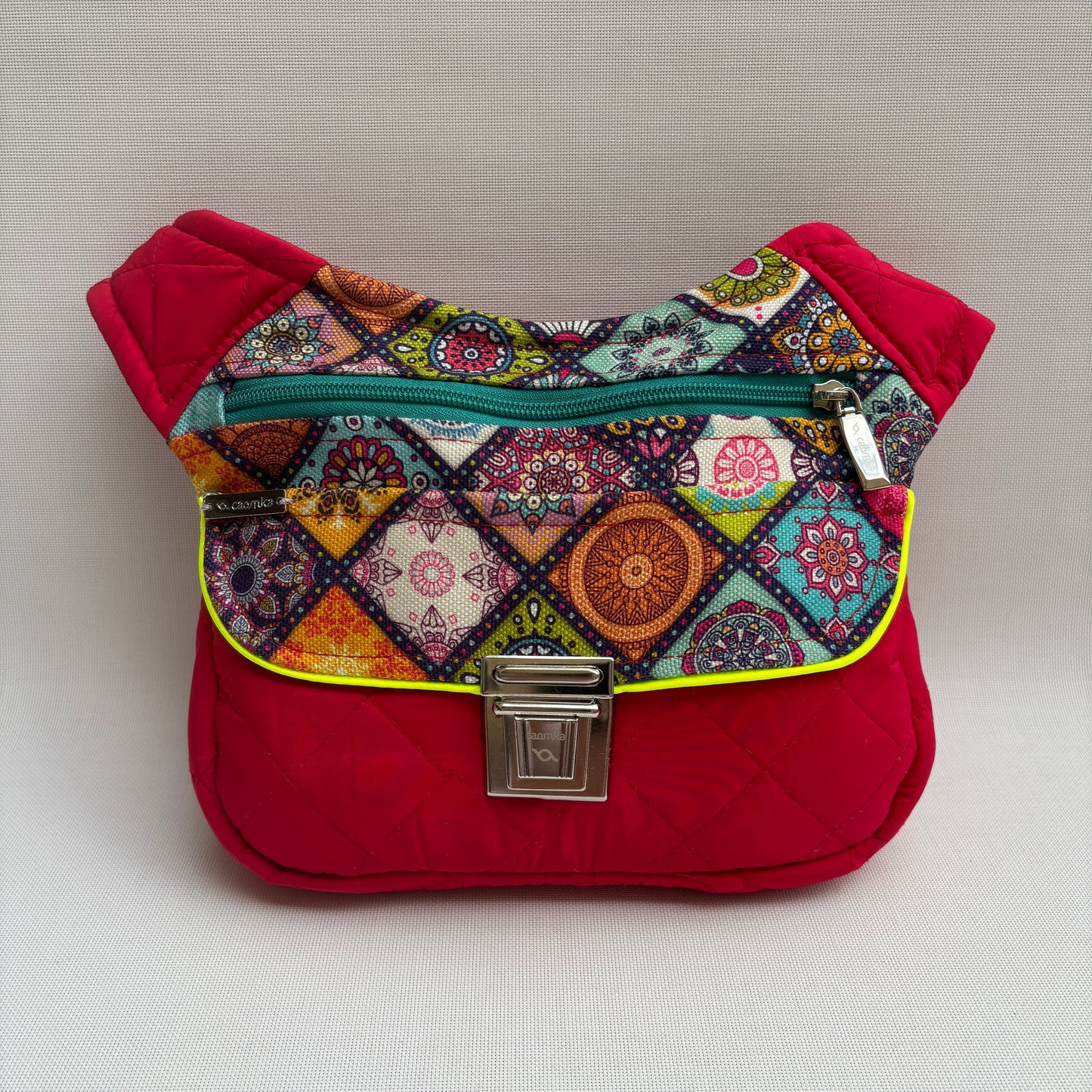 Riñonera "Special Mandalas Colorfull Top" + Bolsillo trasero · Pieza Única Núm. 18046