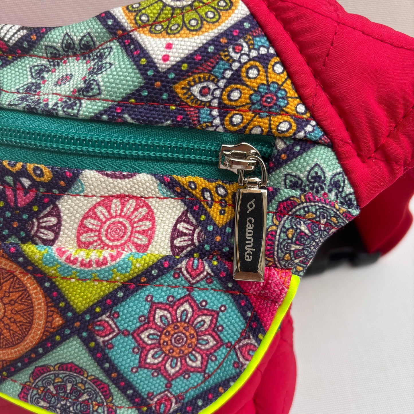 Riñonera "Special Mandalas Colorfull Top" + Bolsillo trasero · Pieza Única Núm. 18046