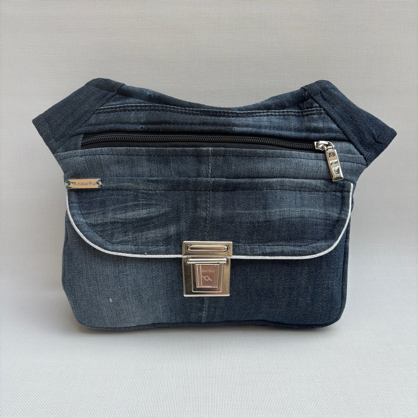 Riñonera "Special ♻️ Jeans Recycled ♻️ · Pieza Única Núm. 18047