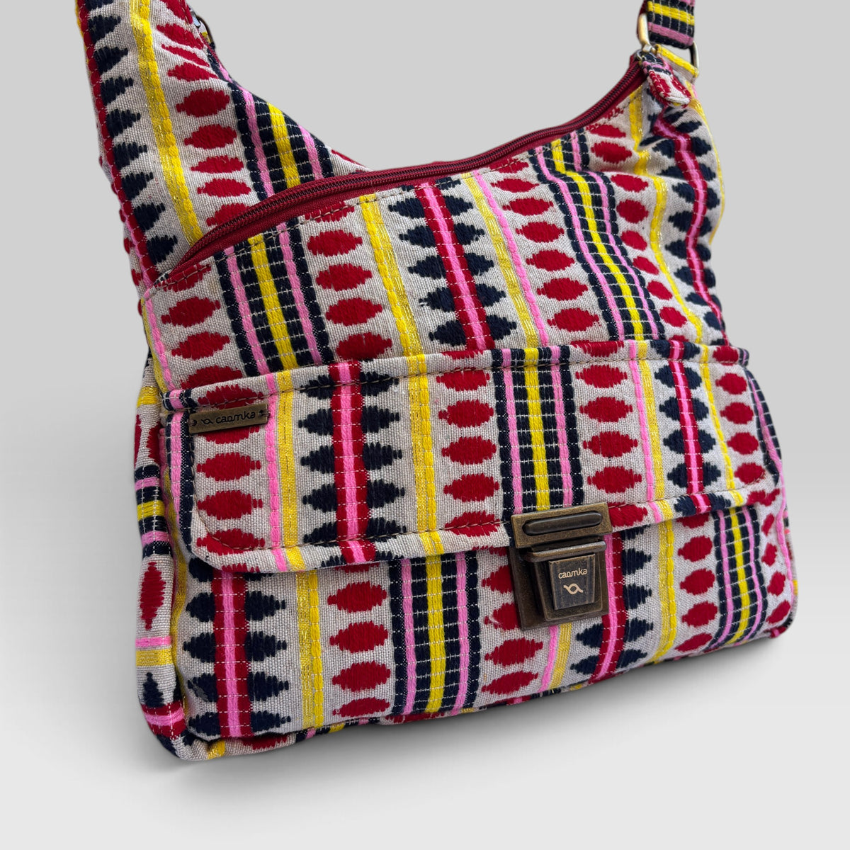 Bolso Bandolera Súper Caomka "Happy Tribal" · Pieza Única Núm. 19547