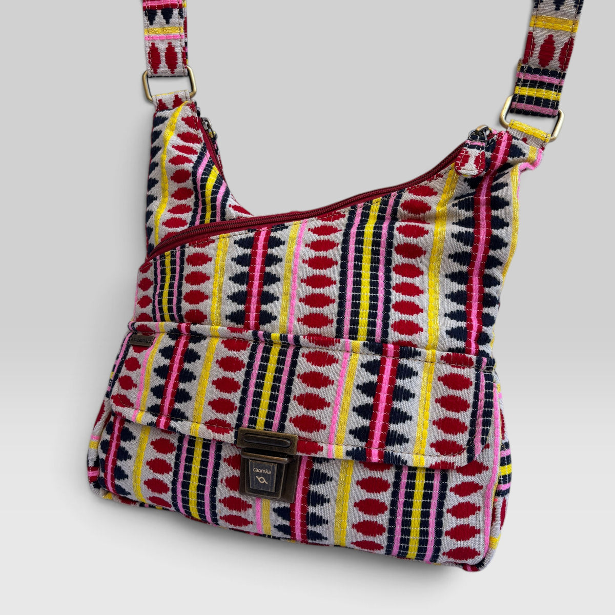 Bolso Bandolera Súper Caomka "Happy Tribal" · Pieza Única Núm. 19547