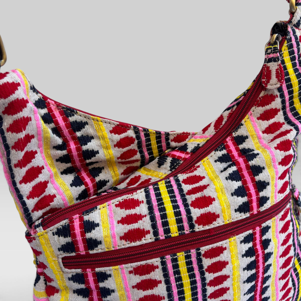 Bolso Bandolera Súper Caomka "Happy Tribal" · Pieza Única Núm. 19547