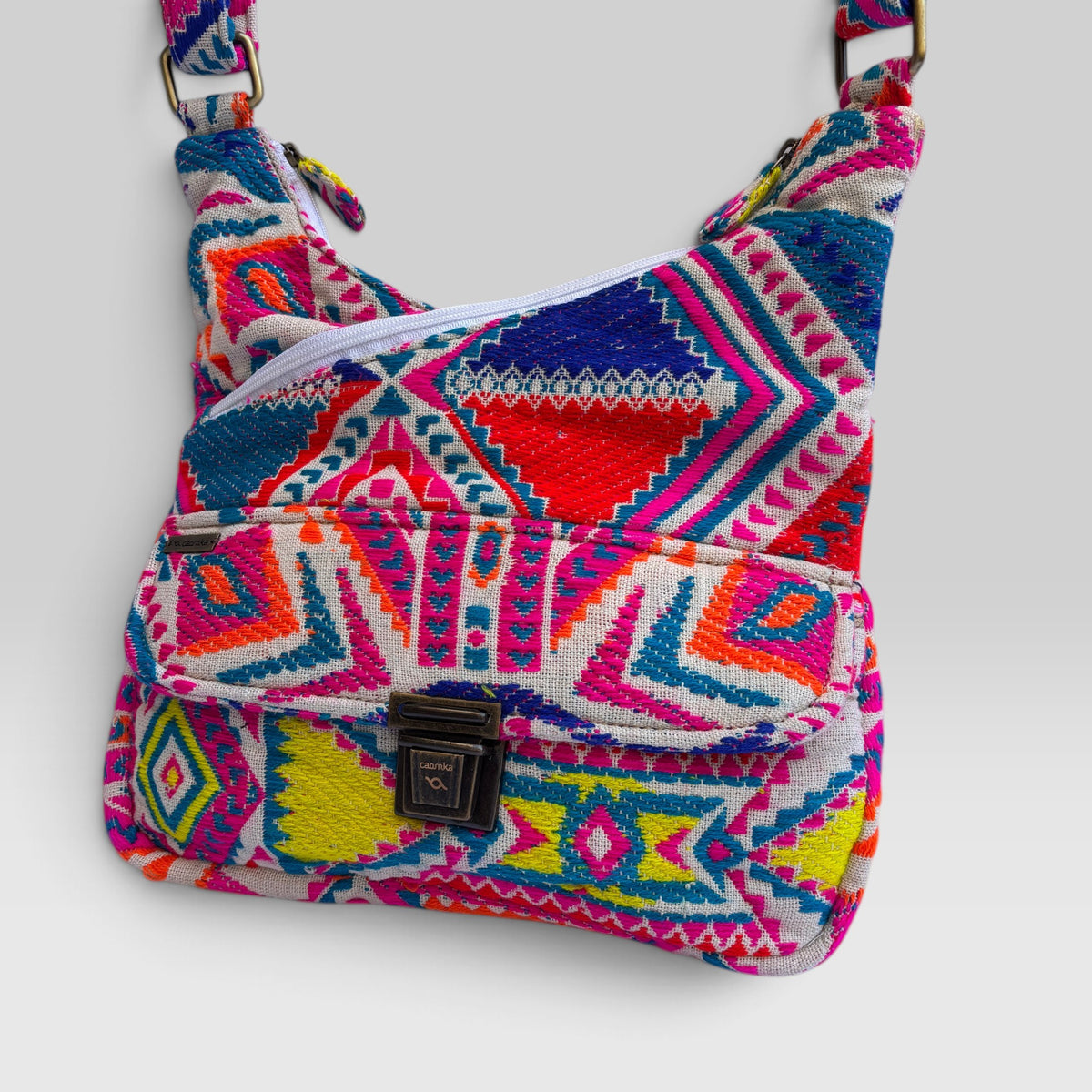 Bolso Bandolera Súper Caomka "Happy India" · Pieza Única Núm. 19548