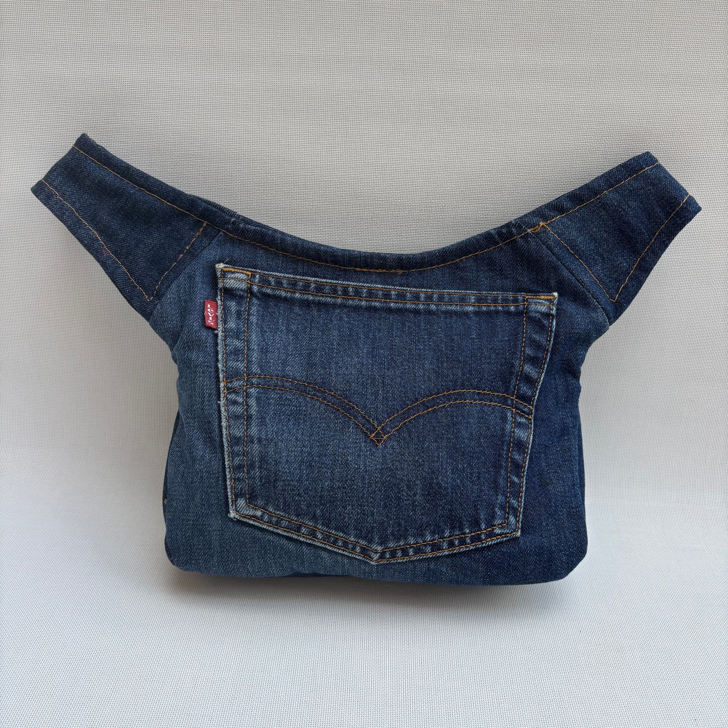 Riñonera ♻️ Jeans Recycled ♻️ · Pieza Única Núm. 18056