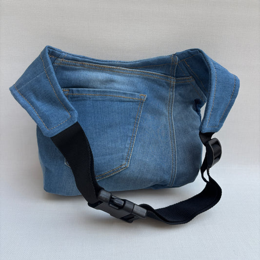 Riñonera "Special ♻️ Jeans Recycled ♻️ · Pieza Única Núm. 18057