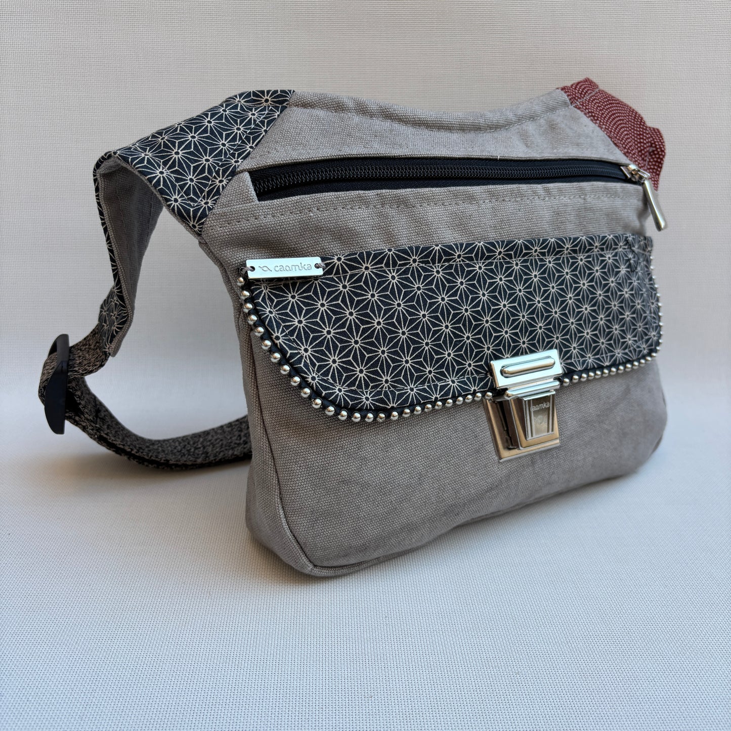 Spezielle Jeans &amp; japanische Wellen + Gesäßtasche Einzelstück Nr. 12682