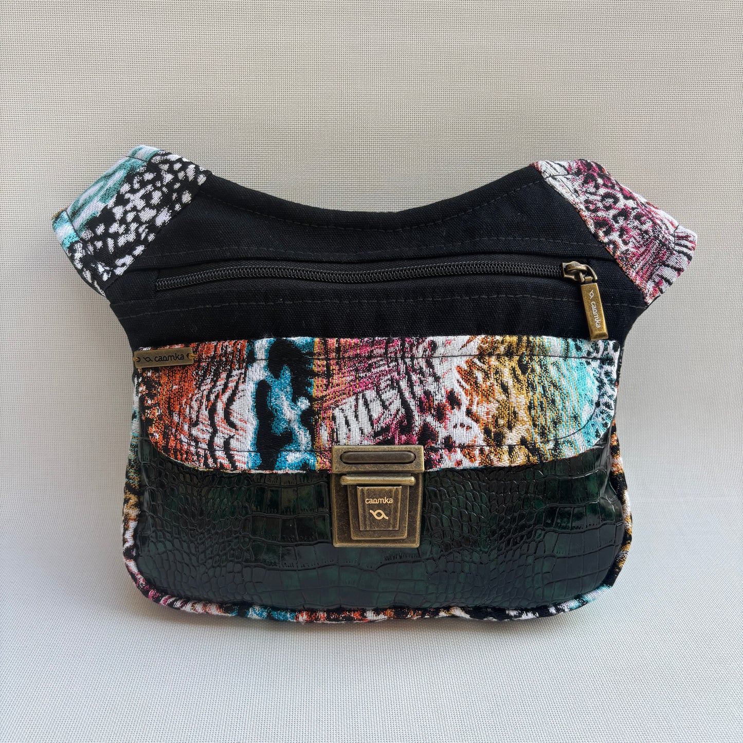 Riñonera "Special Animal Print" · Polipiel · Pieza única Núm. 18040