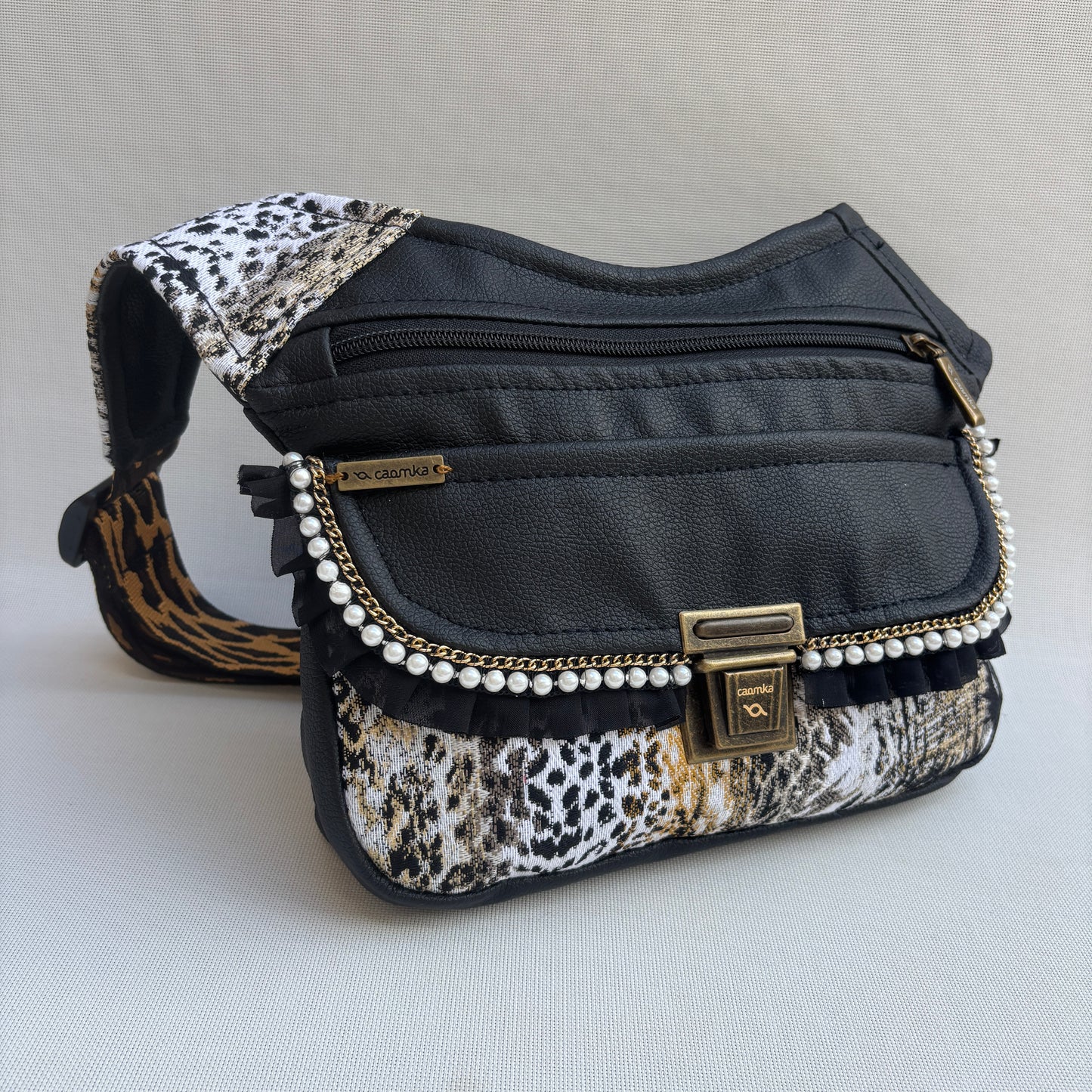 Riñonera "Luxury Annimal Print Top" + Bolsillo Trasero · Polipiel · Pieza única Núm. 18038