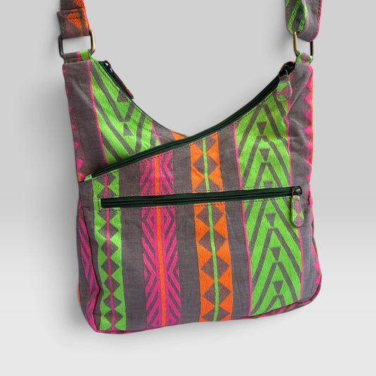 Bolso Bandolera Súper Caomka "Neon Tribal" · Pieza Única Núm. 19557