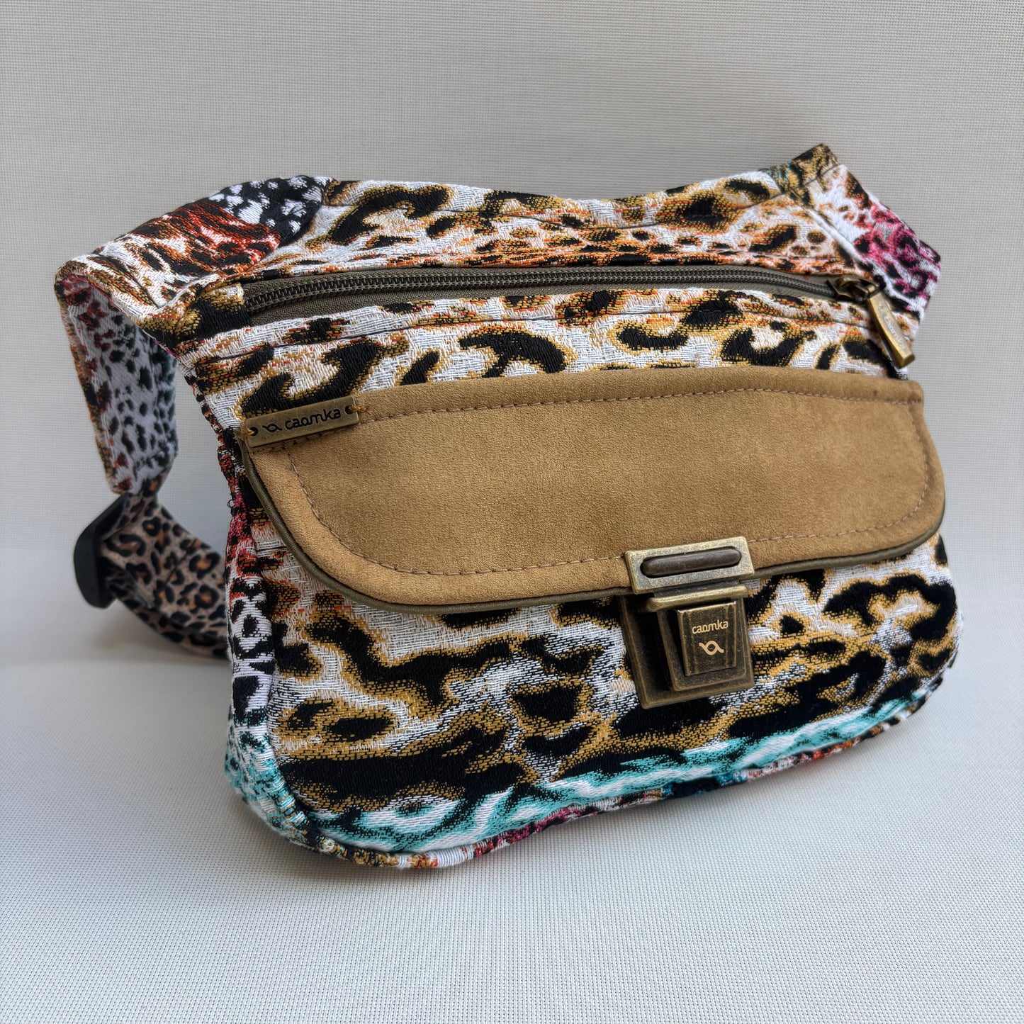 Riñonera "Special Animal Print Top" + Bolsillo trasero · Pieza Única Núm. 18037