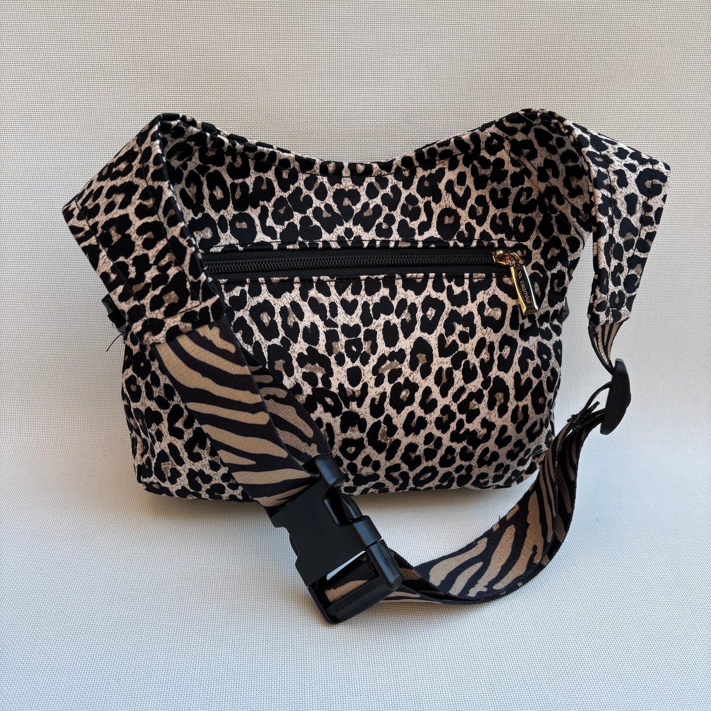 Spezielle Weltkarte + Gesäßtasche Einzelstück Nr. 11951