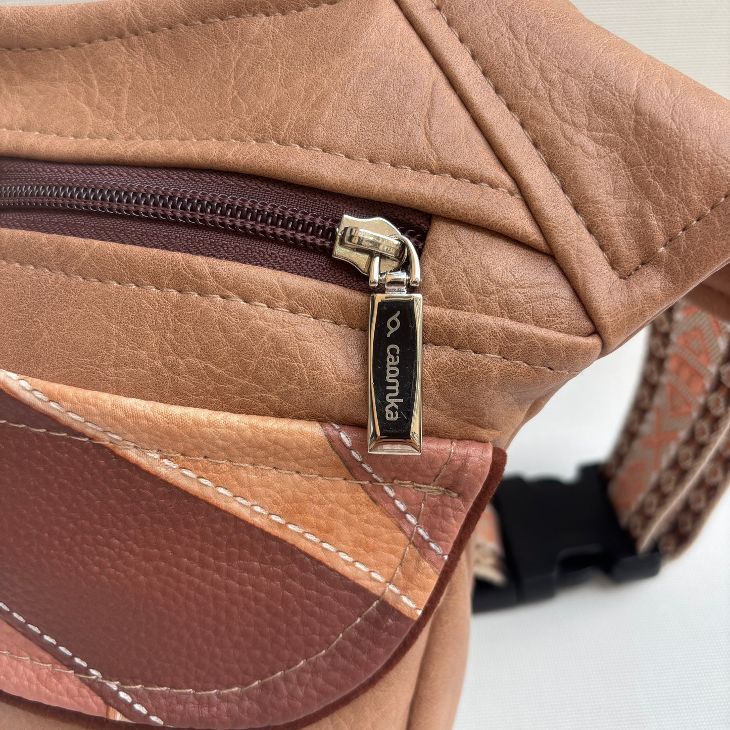 Riñonera "Elegant Patchwork Top" + Bolsillo trasero · Polipiel · Pieza Única Núm. 18022