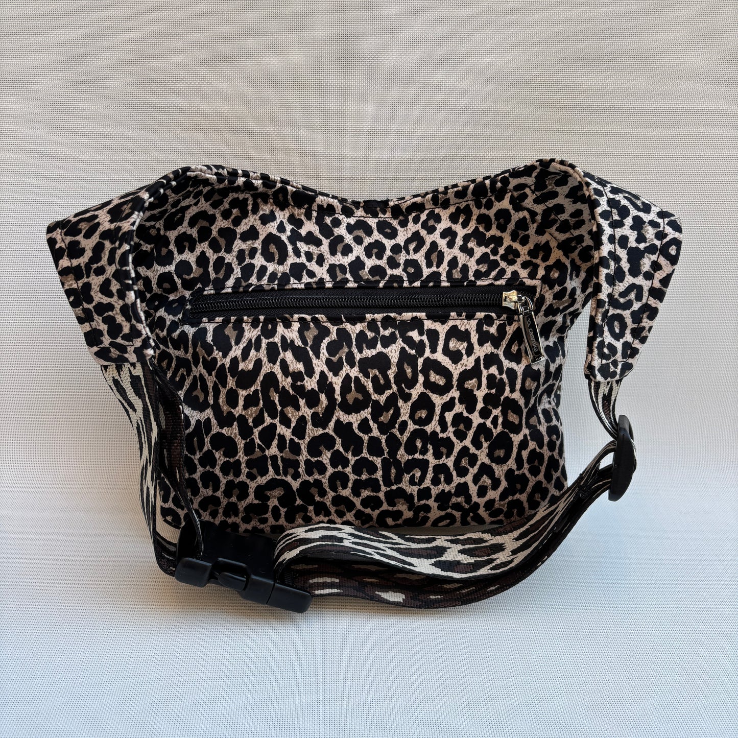 Elegant Animal Print Top "Leopard" + Bolsillo trasero · Pieza Única Núm. 16487