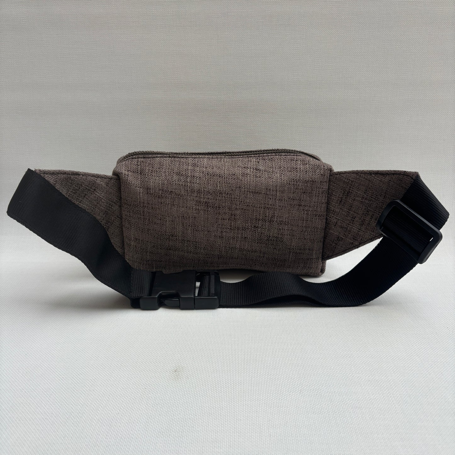 Riñonera Urban · MARRÓN · Pieza Exclusiva Núm. 18003