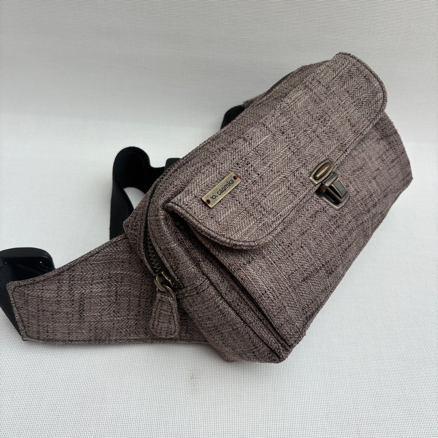 Riñonera Urban · MARRÓN · Pieza Exclusiva Núm. 18003