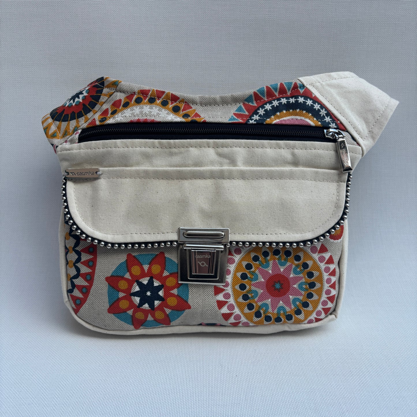 Riñonera "Special Beige Mandalas" · Pieza Única Núm. 17277