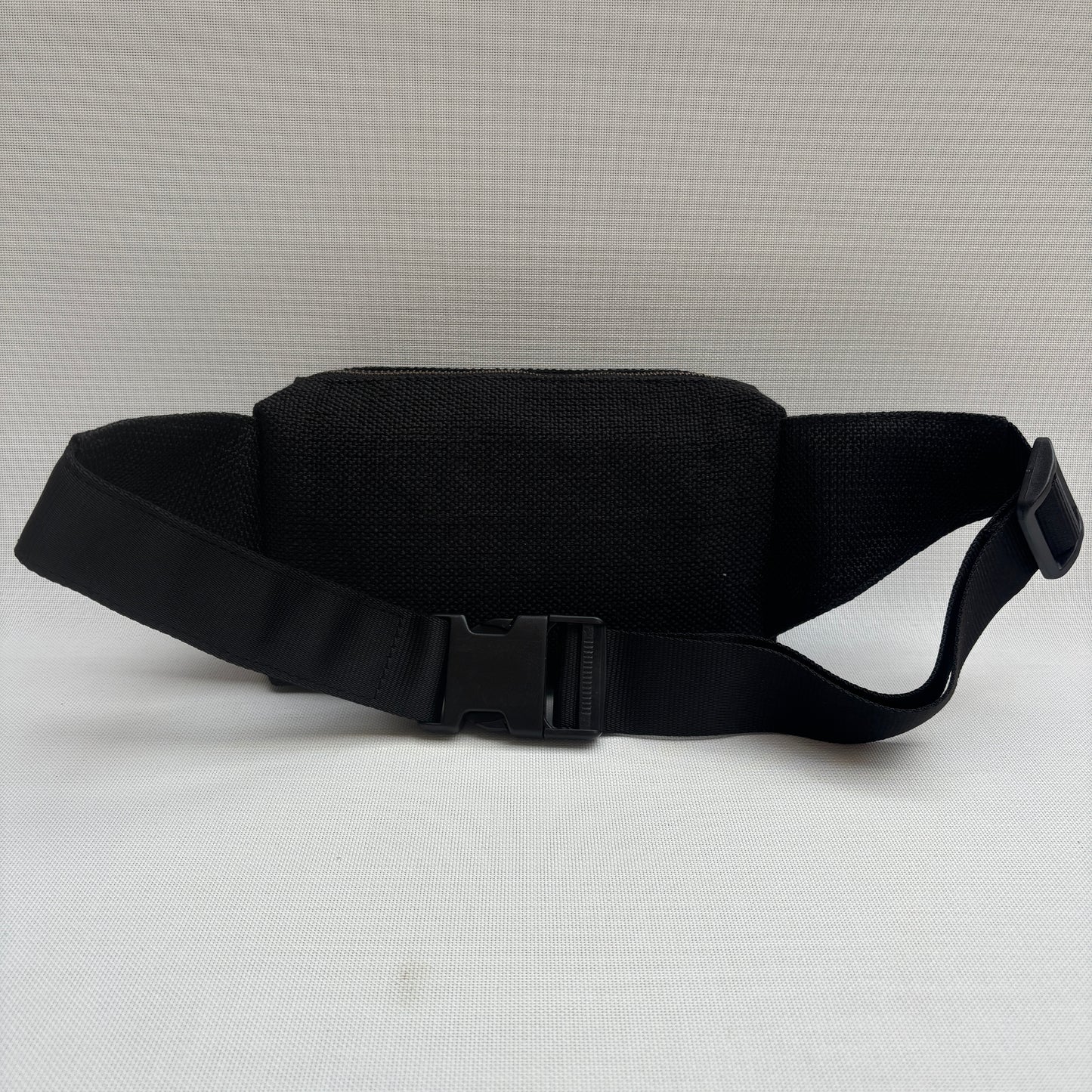 Riñonera Urban · NEGRO · Pieza Exclusiva Núm. 18000