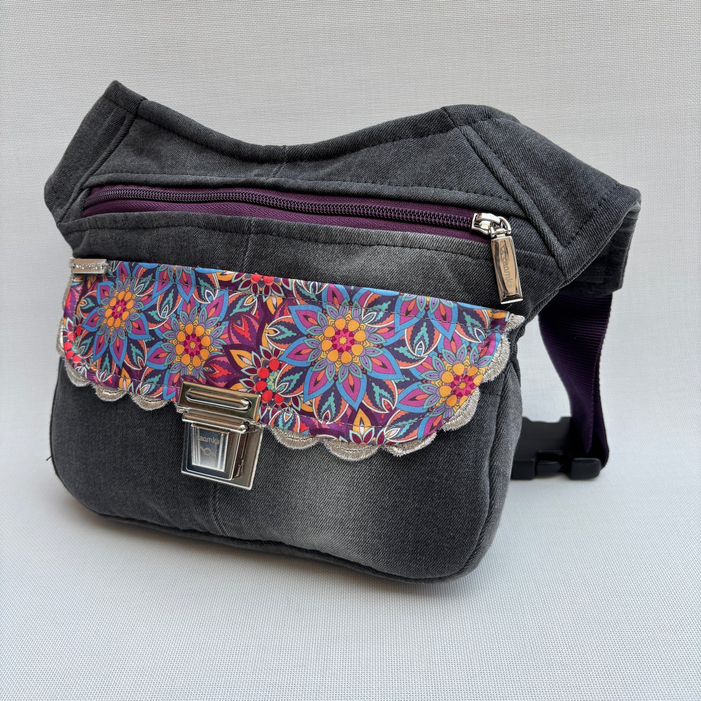 ♻️ Jeans Recycled ♻️ Unique Piece No. 11935