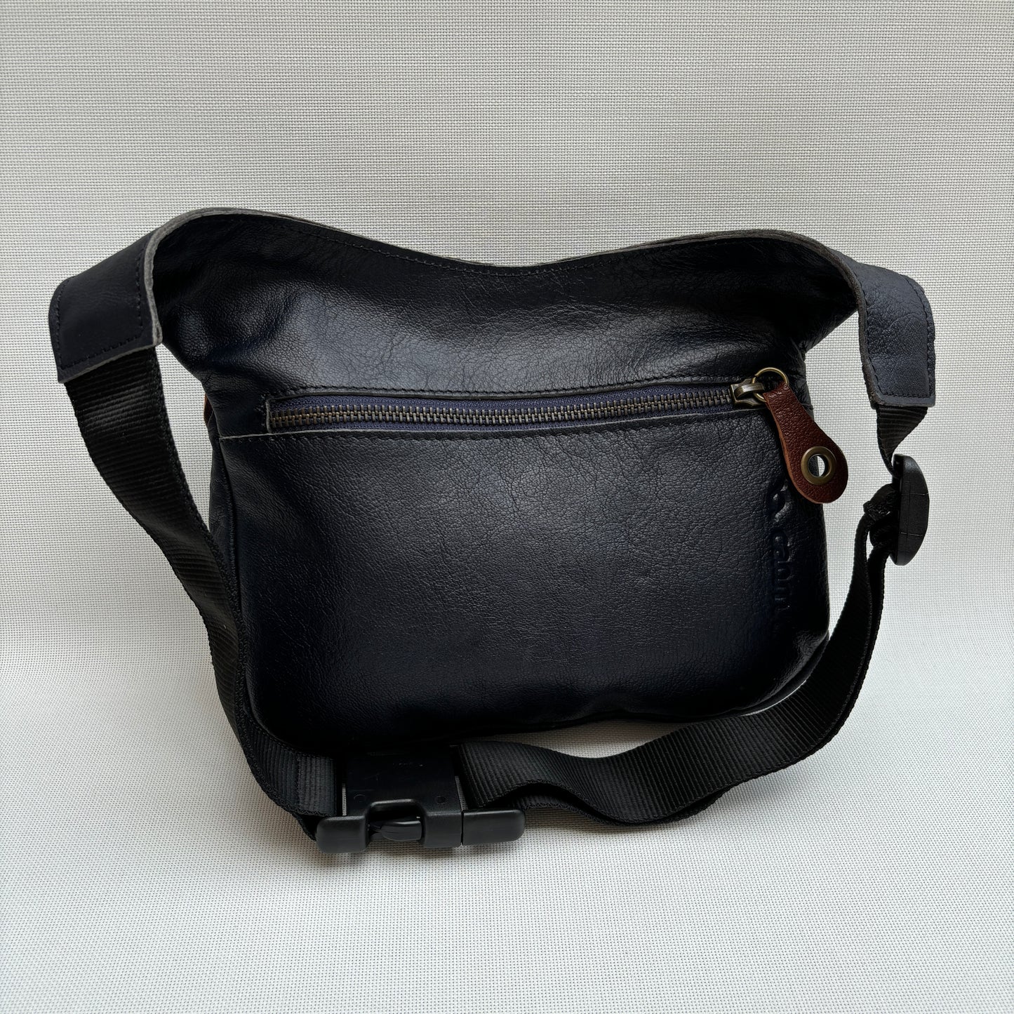 (-40%) Premium Dark Blue & Brown "Skulls" · Piel - Cuero · Pieza Única Núm. 15782