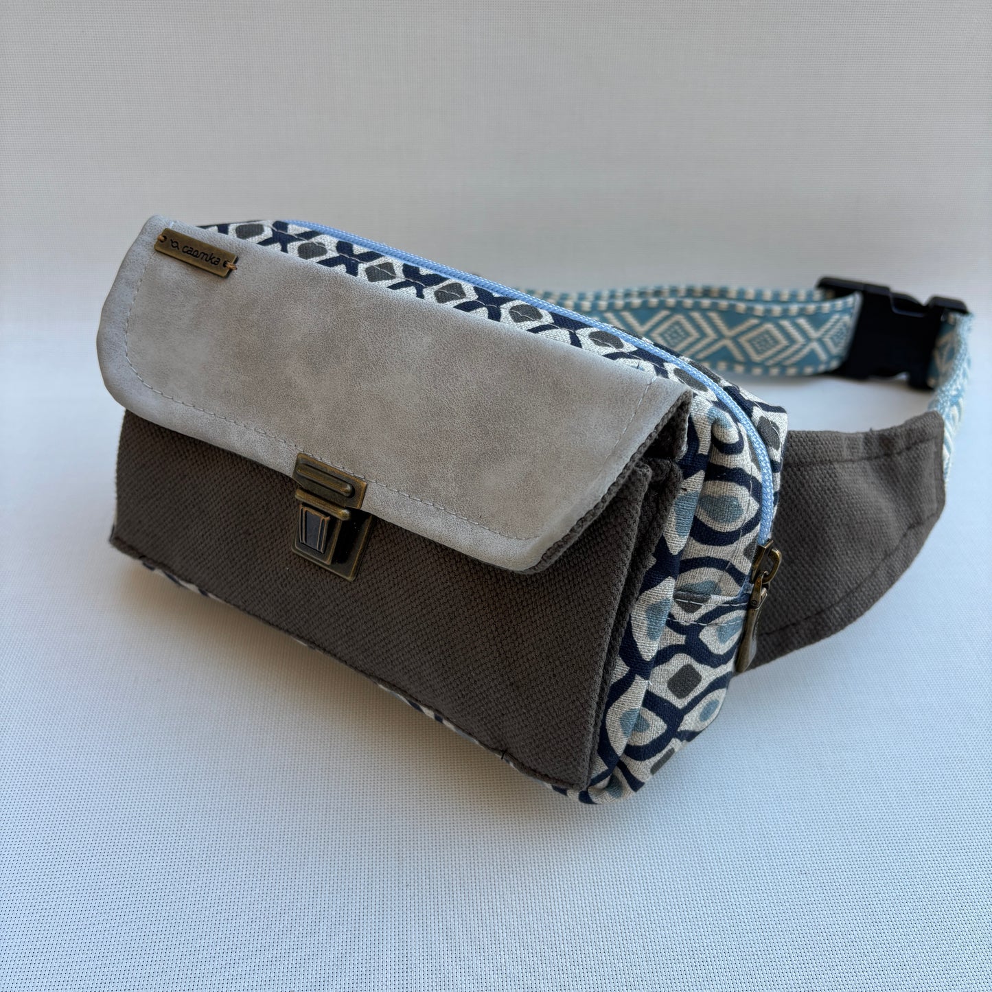 Riñonera Urban "Fantasy Top" · Pieza Única Núm. 18721
