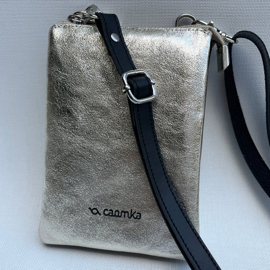 Porta Móvil · Diseño Top · Piel natural · Dorado Metalizado