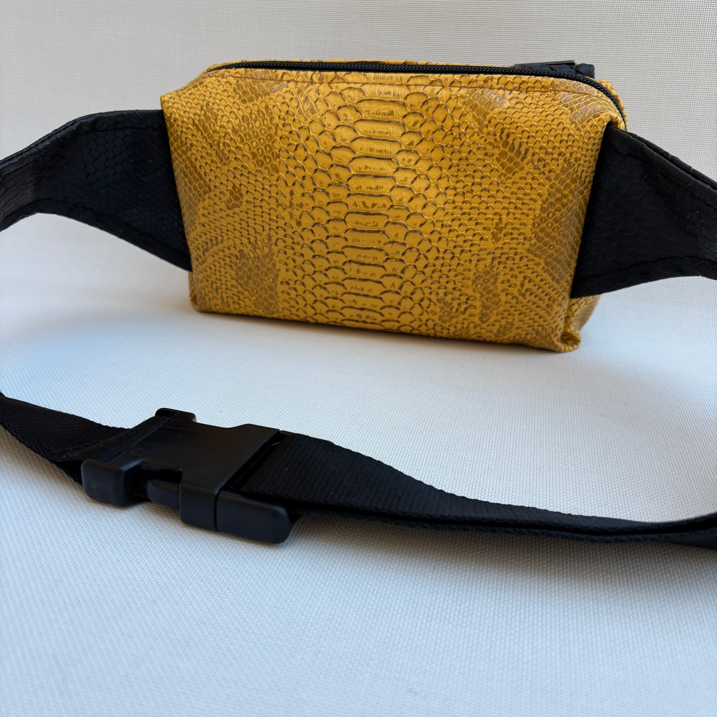BioCuir Unisex 6702 BioCuir® natural leather Exclusive Unisex Piece