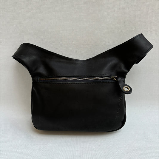 Premium Black Moons & Old Gold · Piel - Cuero · Pieza Exclusiva Núm. 15600