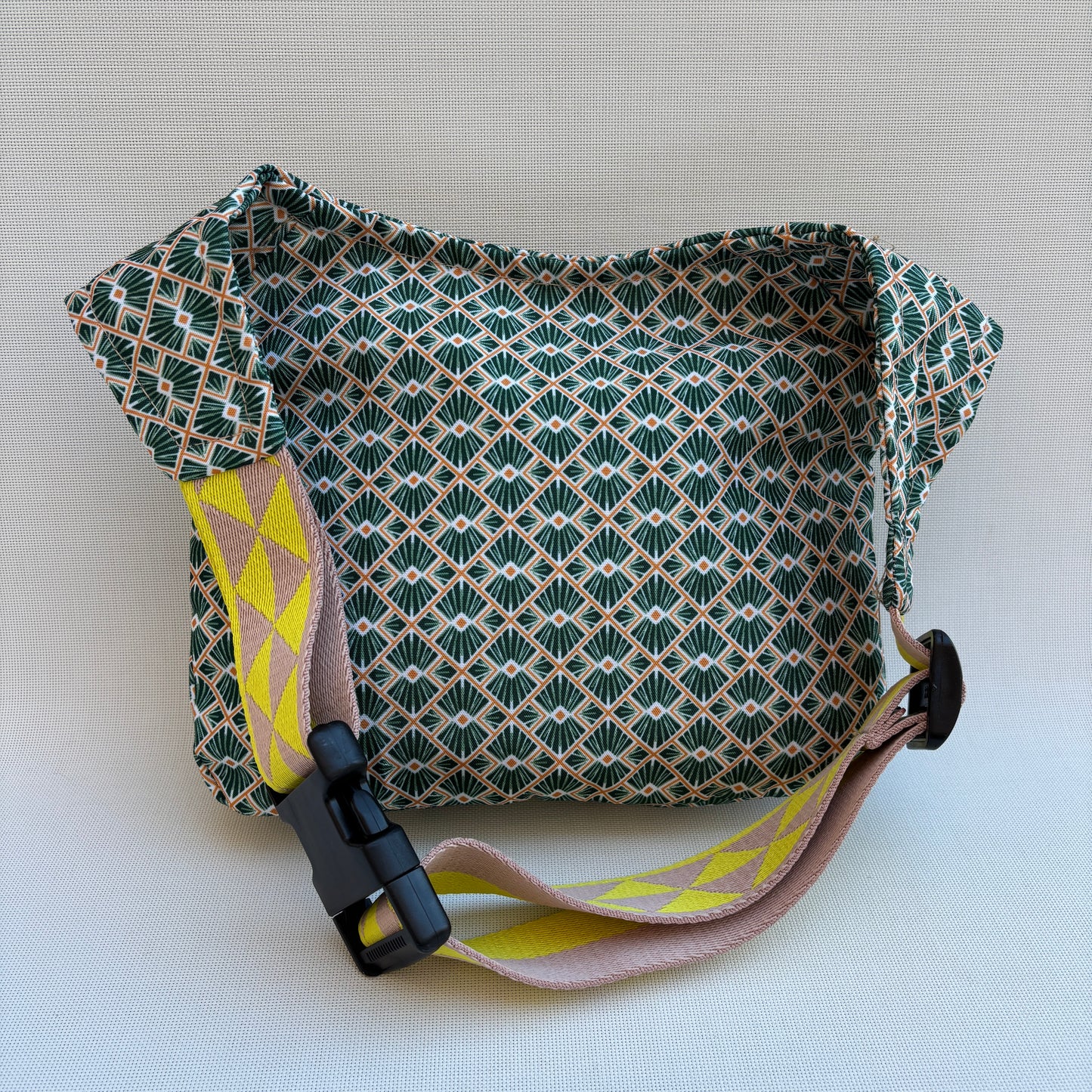 Riñonera "Special Geometric Top" · Impermeable · Pieza Única Núm. 18817
