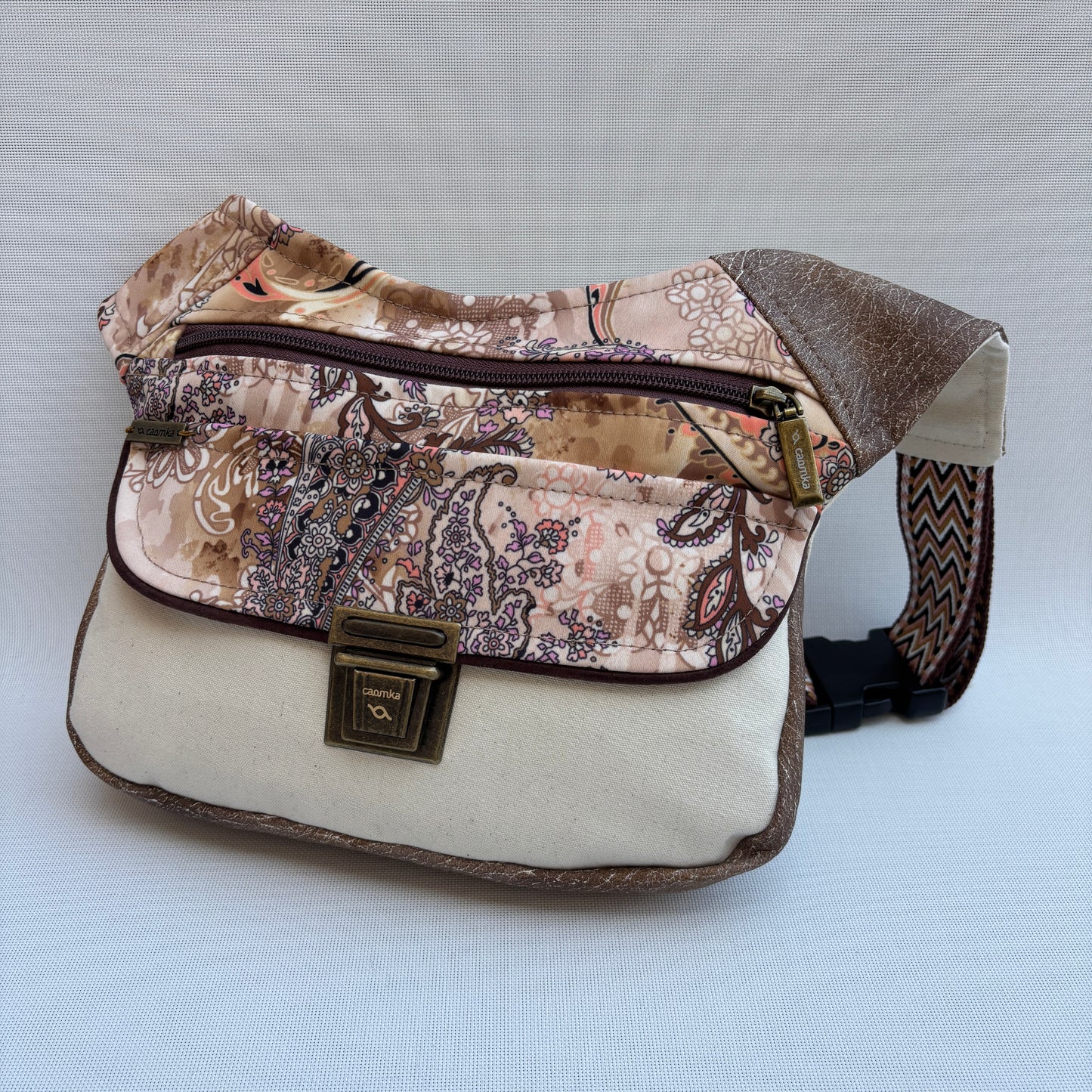 Riñonera "Elegant Art Top" · Pieza Única Núm. 17342
