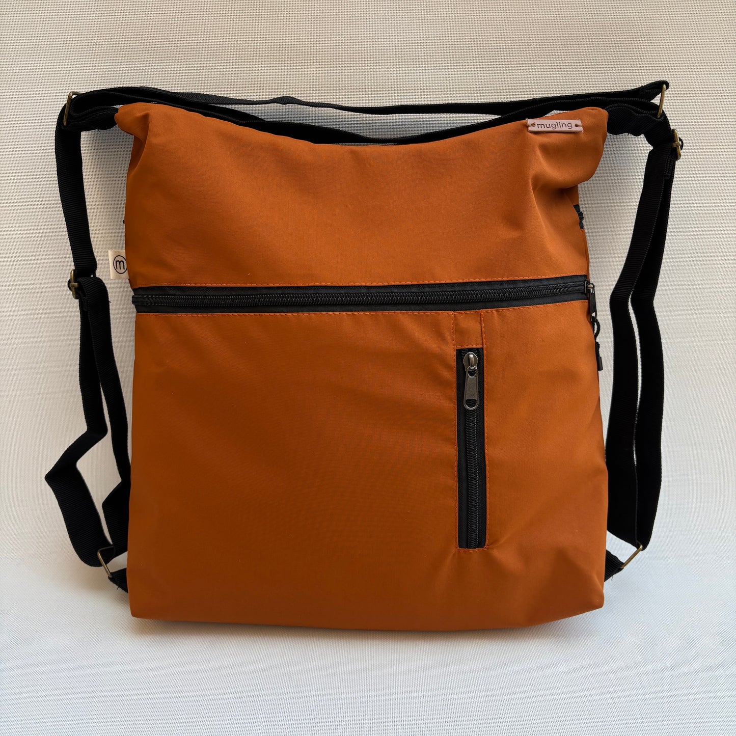 Mochila - Bolso - Tote Bag - Impermeable · Mutifunción · "Nepal" Color Teja · Súper ligera · Pieza 17085