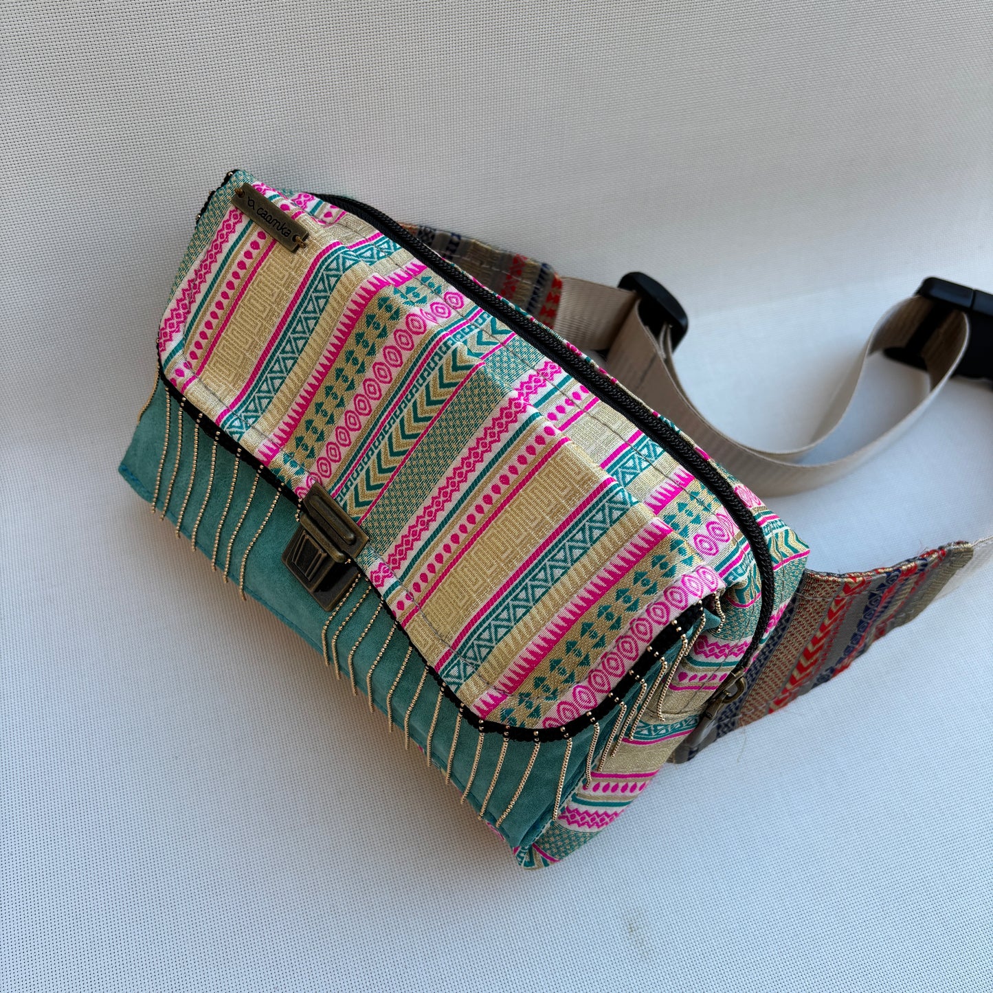 Riñonera Urban "Elegant India" · Pieza Única Núm. 18748