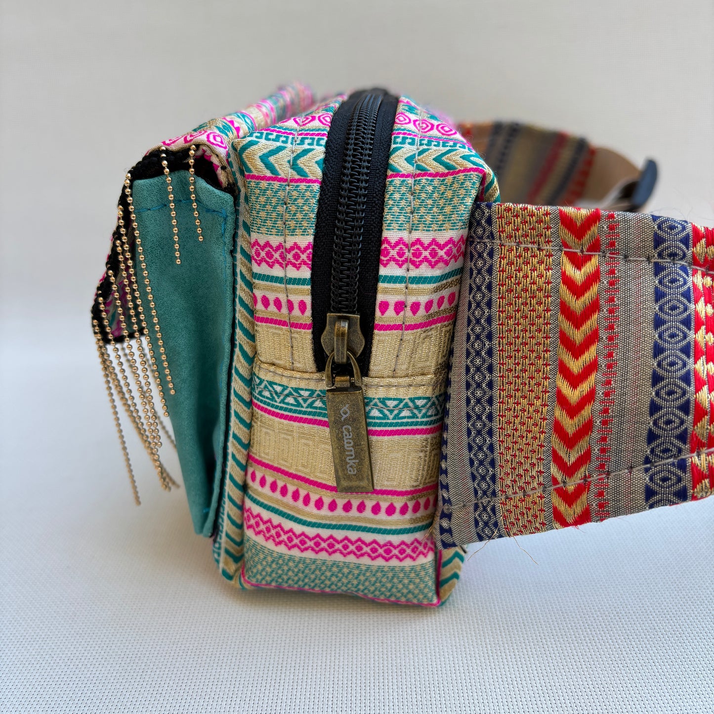 Riñonera Urban "Elegant India" · Pieza Única Núm. 18748