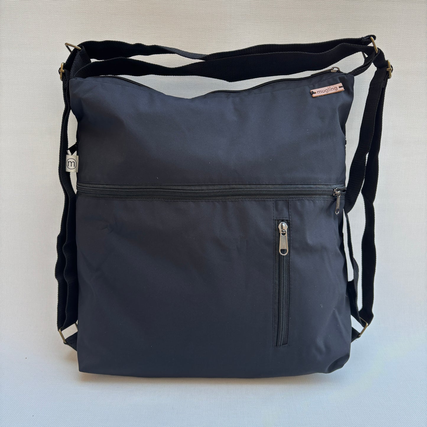 Mochila - Bolso - Tote Bag - Impermeable · Mutifunción · "Nepal" Color Negro · Súper ligera · Pieza 17087