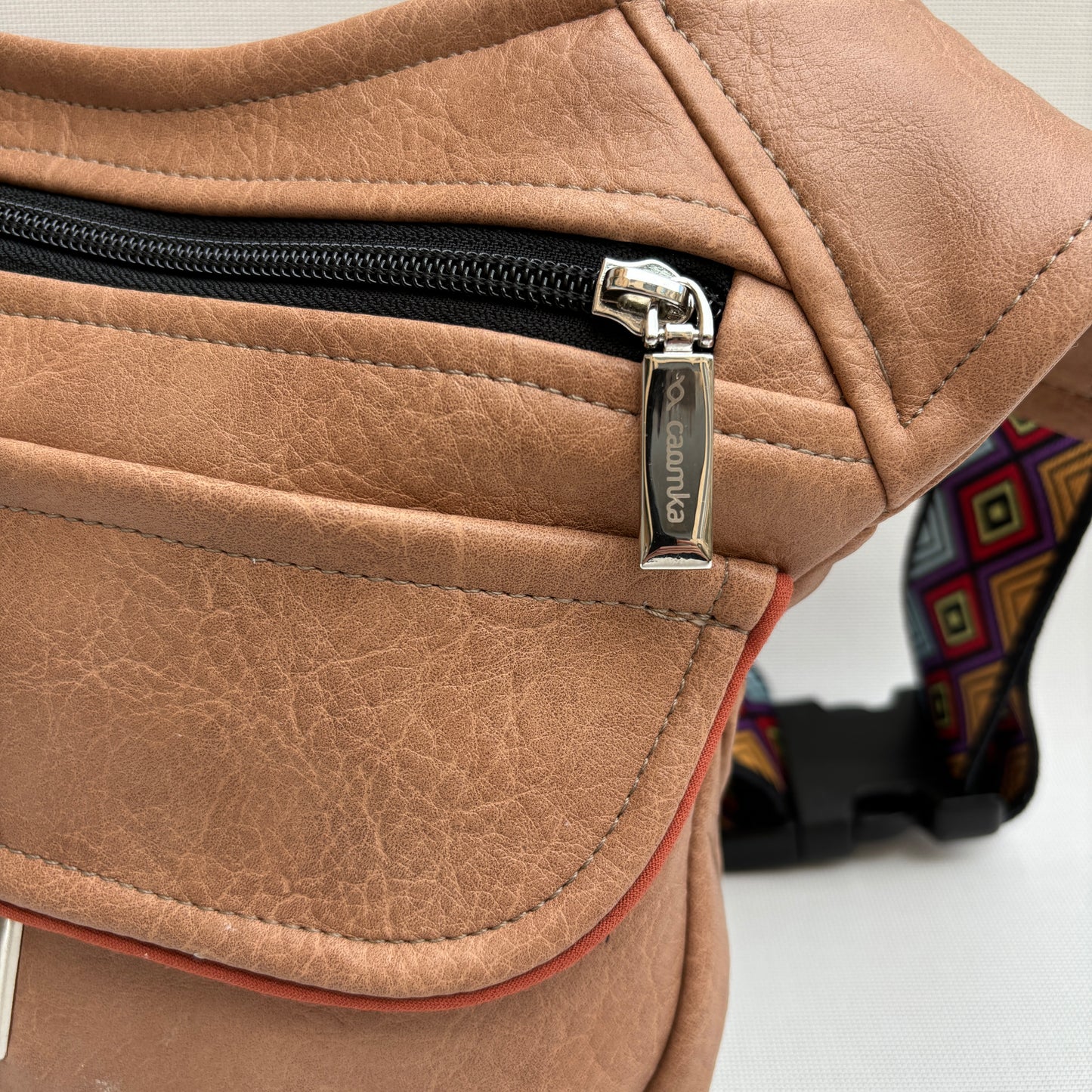 Special Elegant Brown Vegan Leatherette Exclusive Piece No. 13389