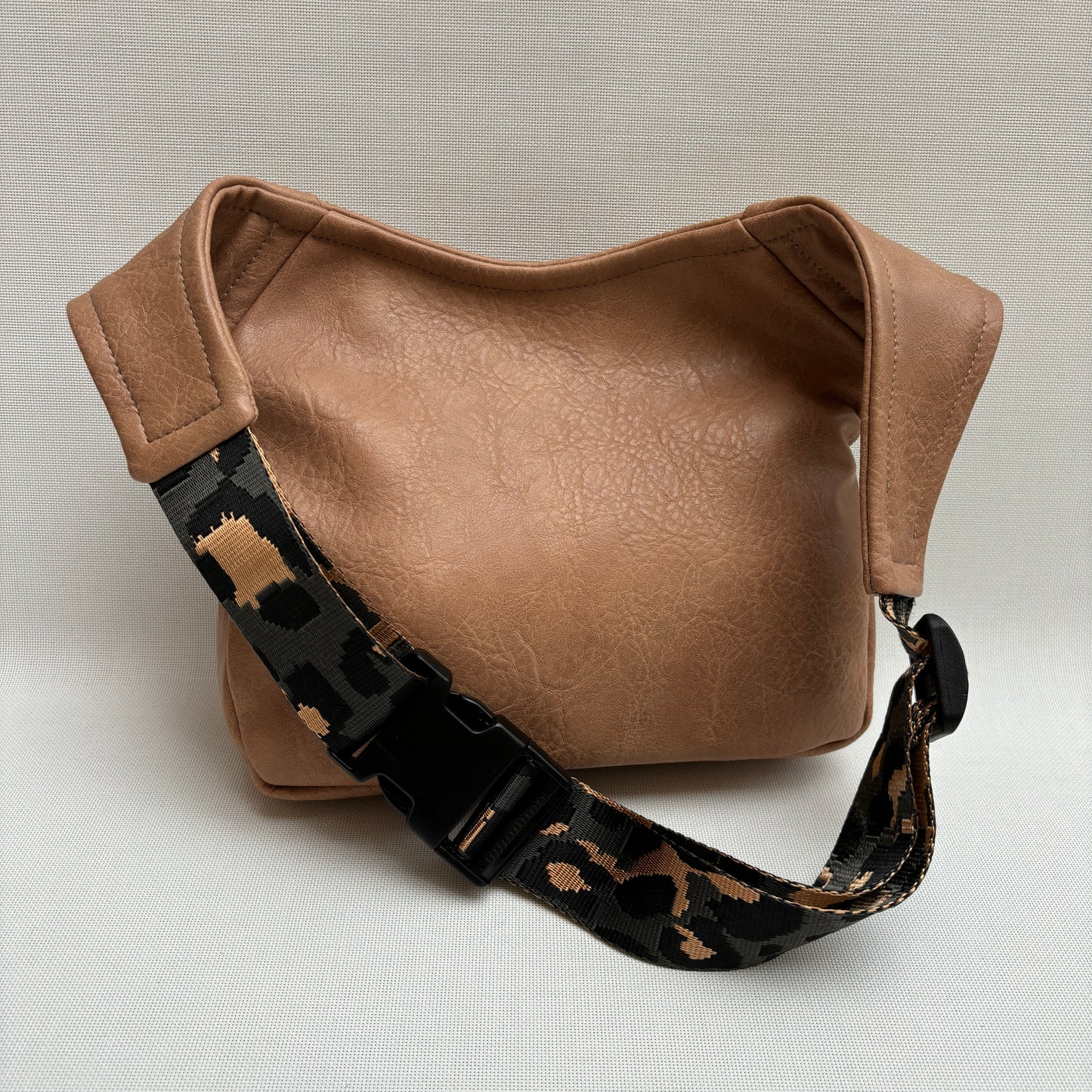 Special Camel Top · Polipiel · Pieza Exclusiva Núm. 15619
