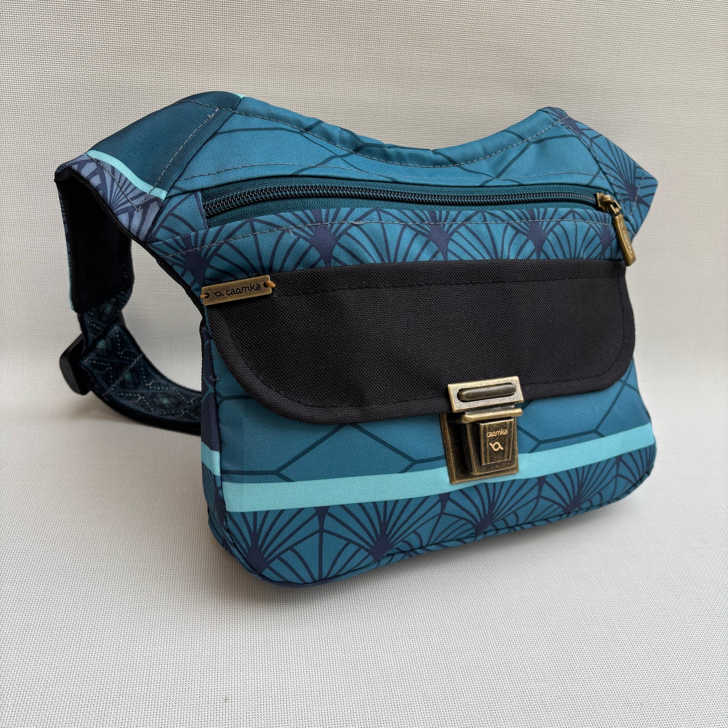 Special Gaudí Turquoise · Waterproof · Unique Piece No. 12061