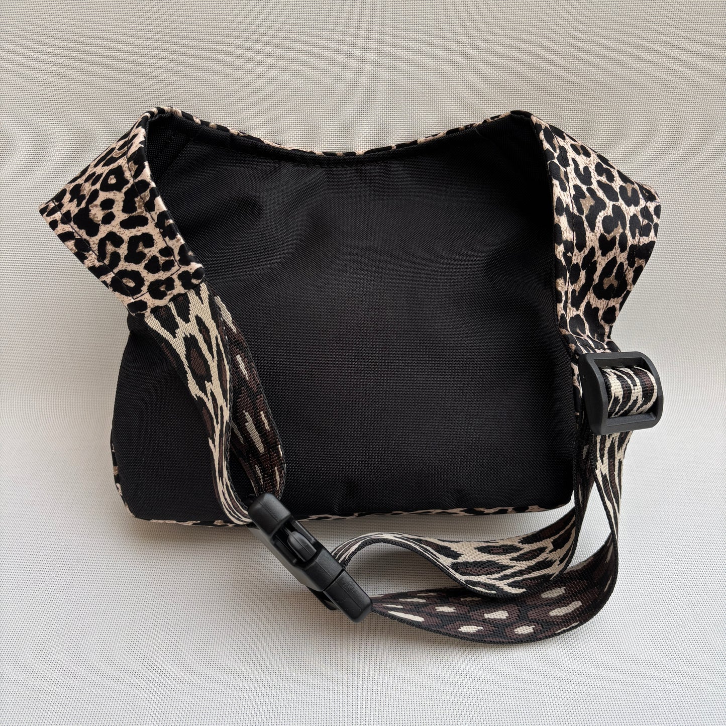 Special Animal Print Top "Leopard" · Pieza Única Núm. 16496