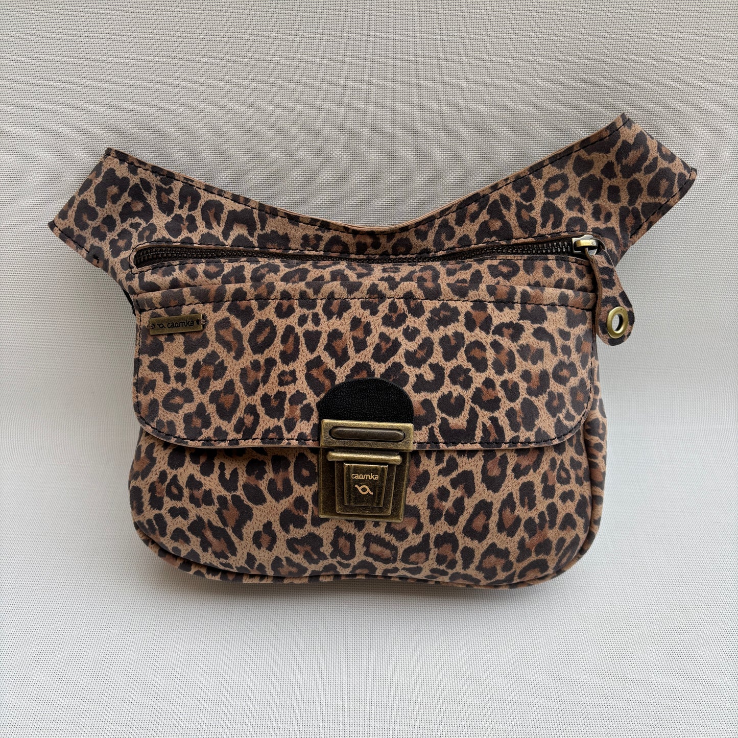 Special Leopard + Bolsillo trasero · Piel (Ante) · Pieza Única Núm. 16500