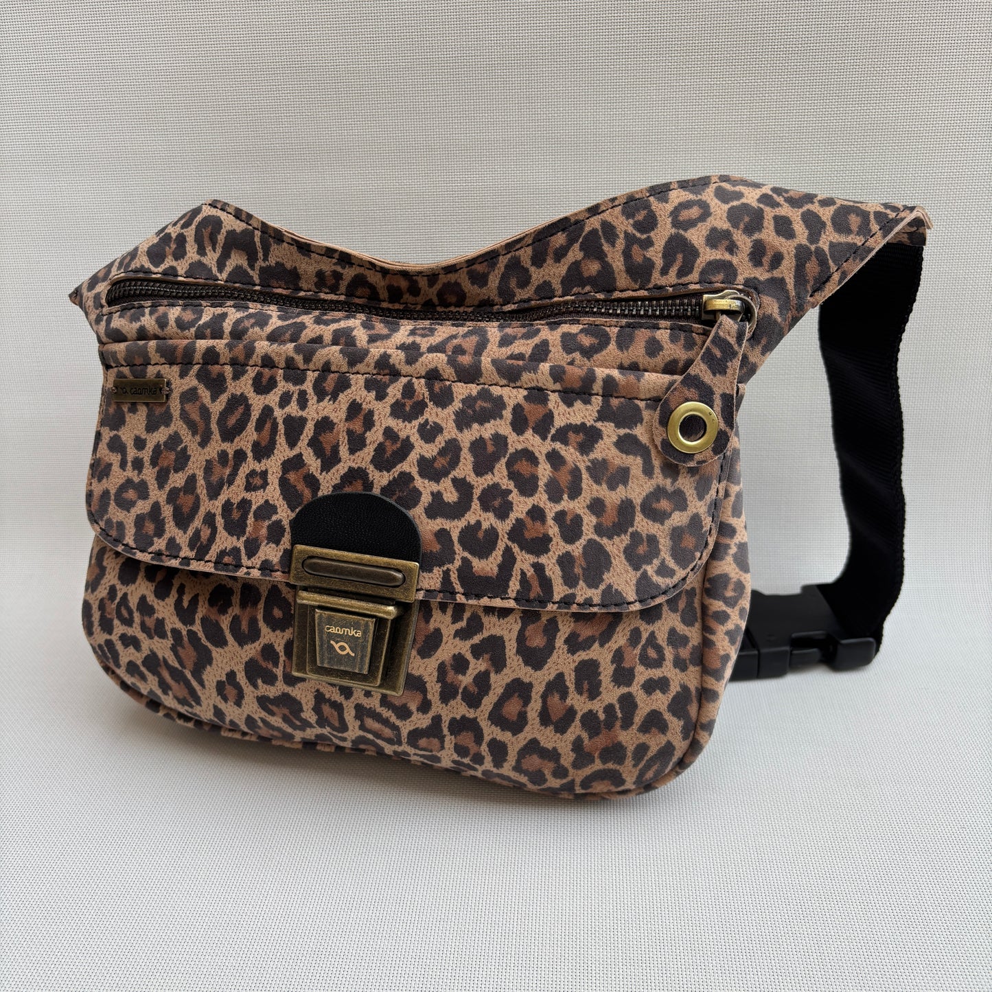 Special Leopard + Bolsillo trasero · Piel (Ante) · Pieza Única Núm. 16500