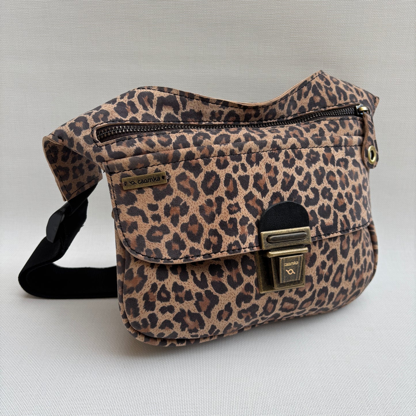 Special Leopard + Bolsillo trasero · Piel (Ante) · Pieza Única Núm. 16500