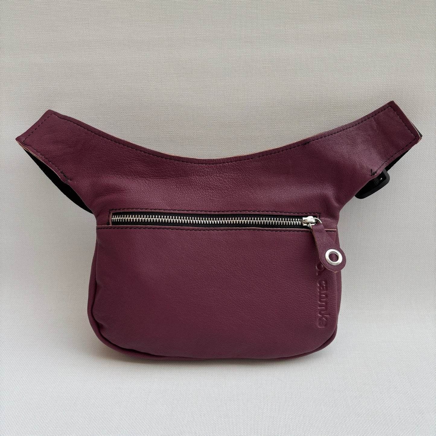 Riñonera Special Burdeos & Silver · Piel - Cuero · Pieza Exclusiva Núm. 16545
