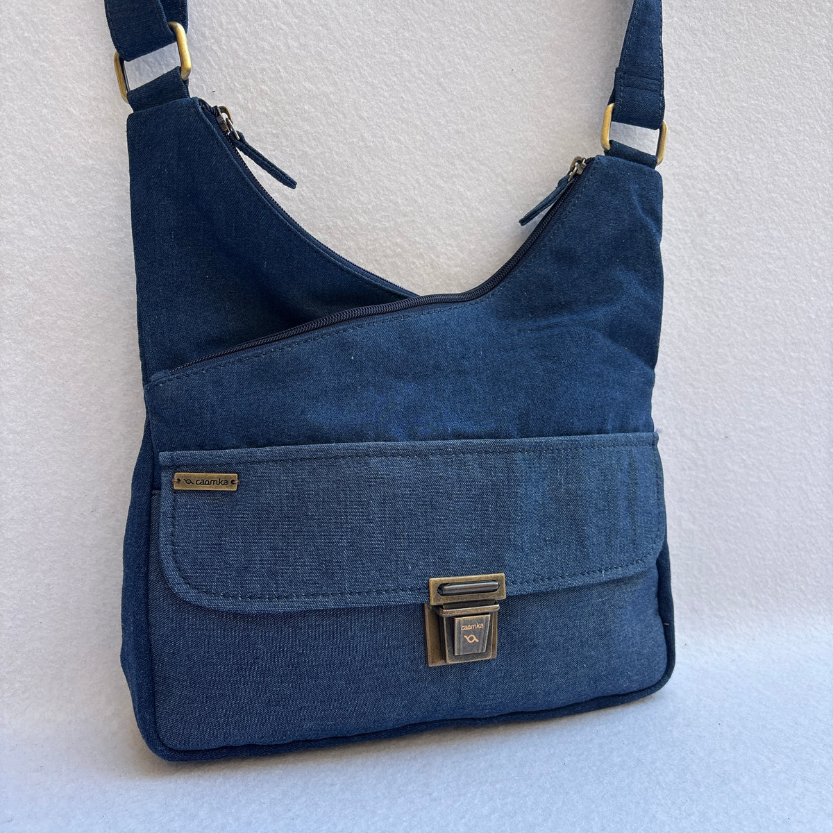 Bolso Bandolera Súper Caomka “Jeans Classic” · Pieza Única Núm. 19629