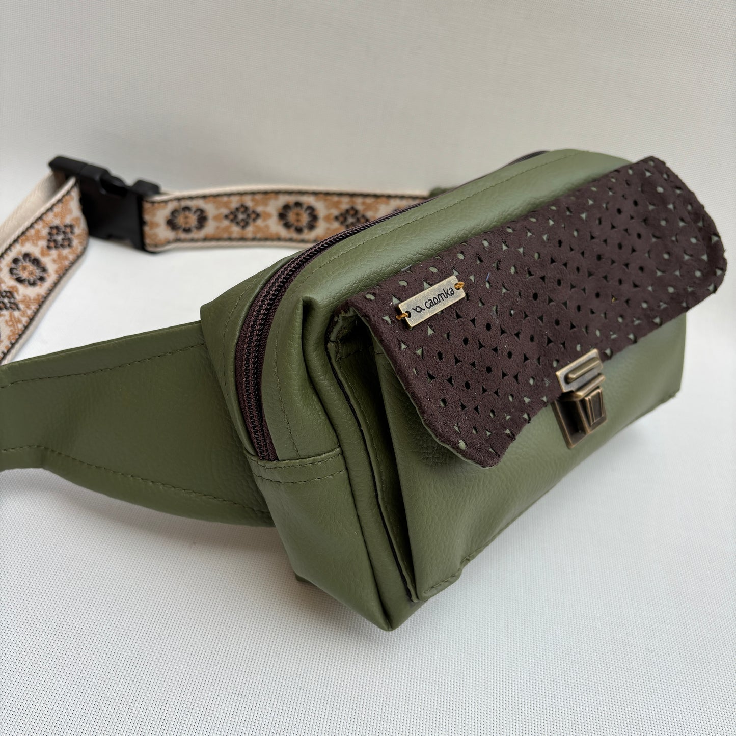 Riñonera Urban "Special Green Top" · Polipiel · Pieza Única Núm. 18763