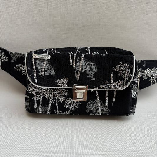 Riñonera Urban "Elegant Bangala Tiger" · Pieza Única Núm. 18761