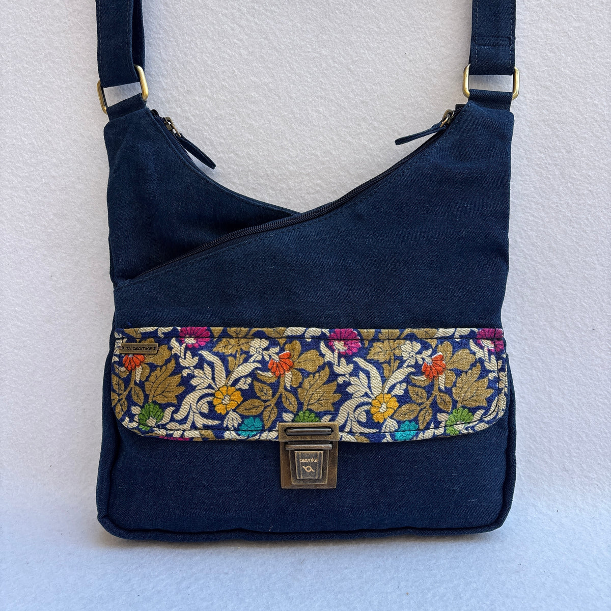 Bolso Bandolera Súper Caomka “Jeans & Vintage Flowers” · Pieza Única Núm. 19625