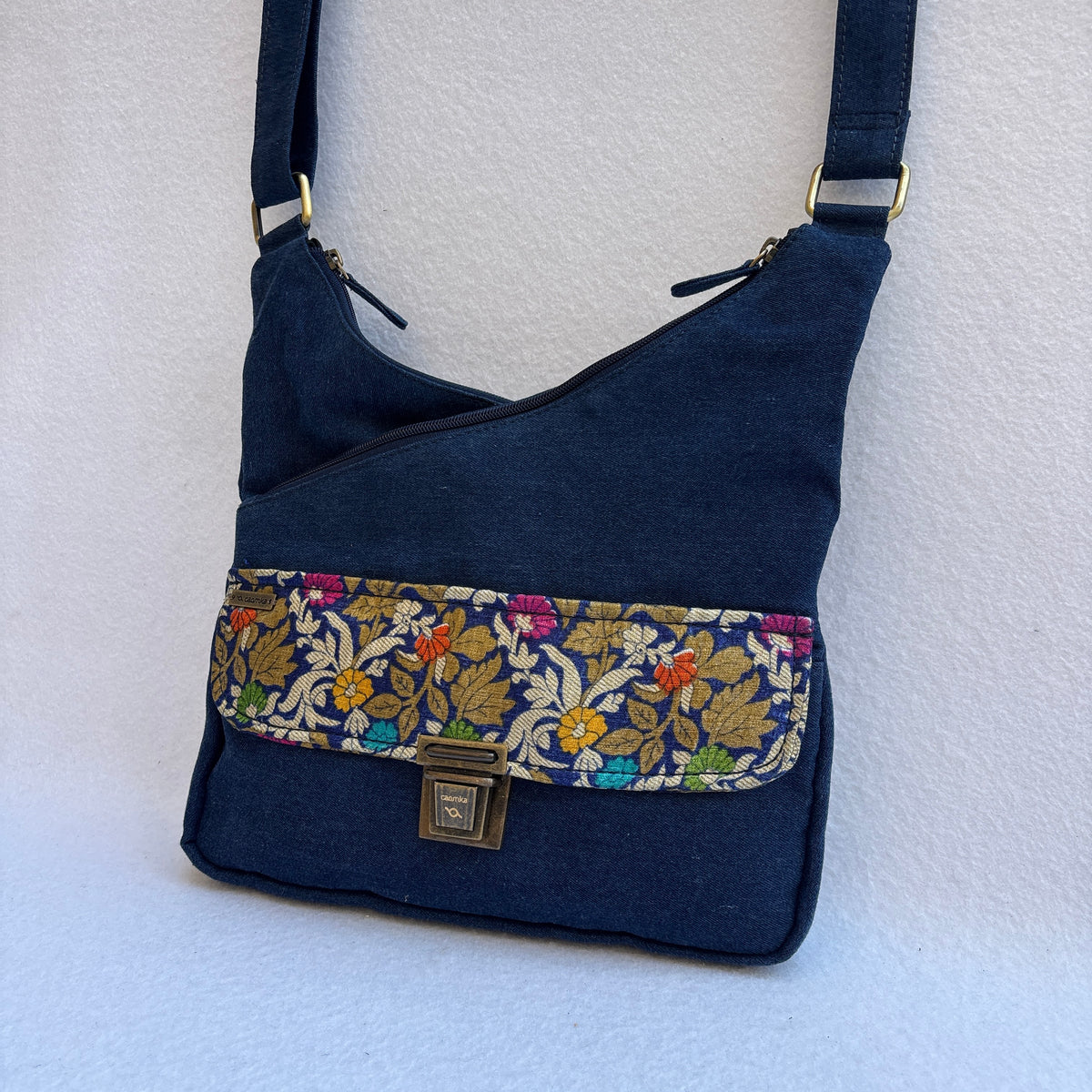 Bolso Bandolera Súper Caomka “Jeans & Vintage Flowers” · Pieza Única Núm. 19625