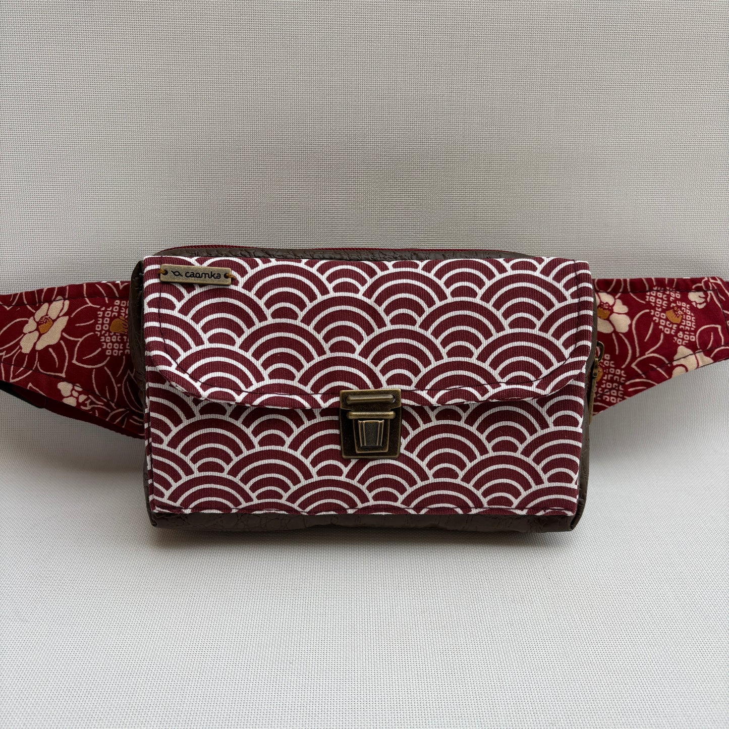 Riñonera Urban "Special Japanese Waves" · Polipiel · Pieza Única Núm. 18759