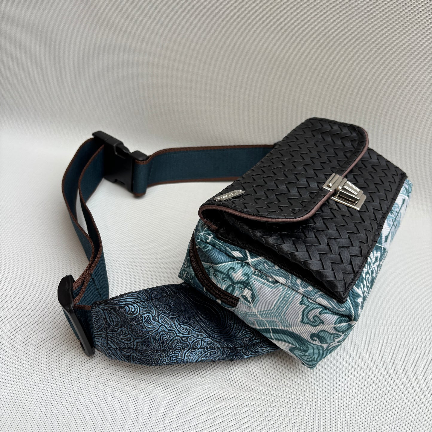 Riñonera Urban "Elegant Top" · Polipiel · Pieza Única Núm. 18750