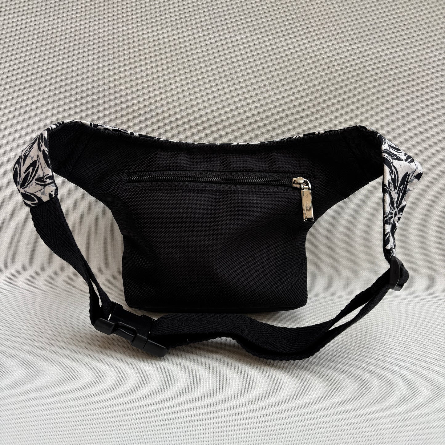 Riñonera Mini “Elegant Fantasy Floral” + Bolsillo trasero extra · Pieza Única Núm. 18773
